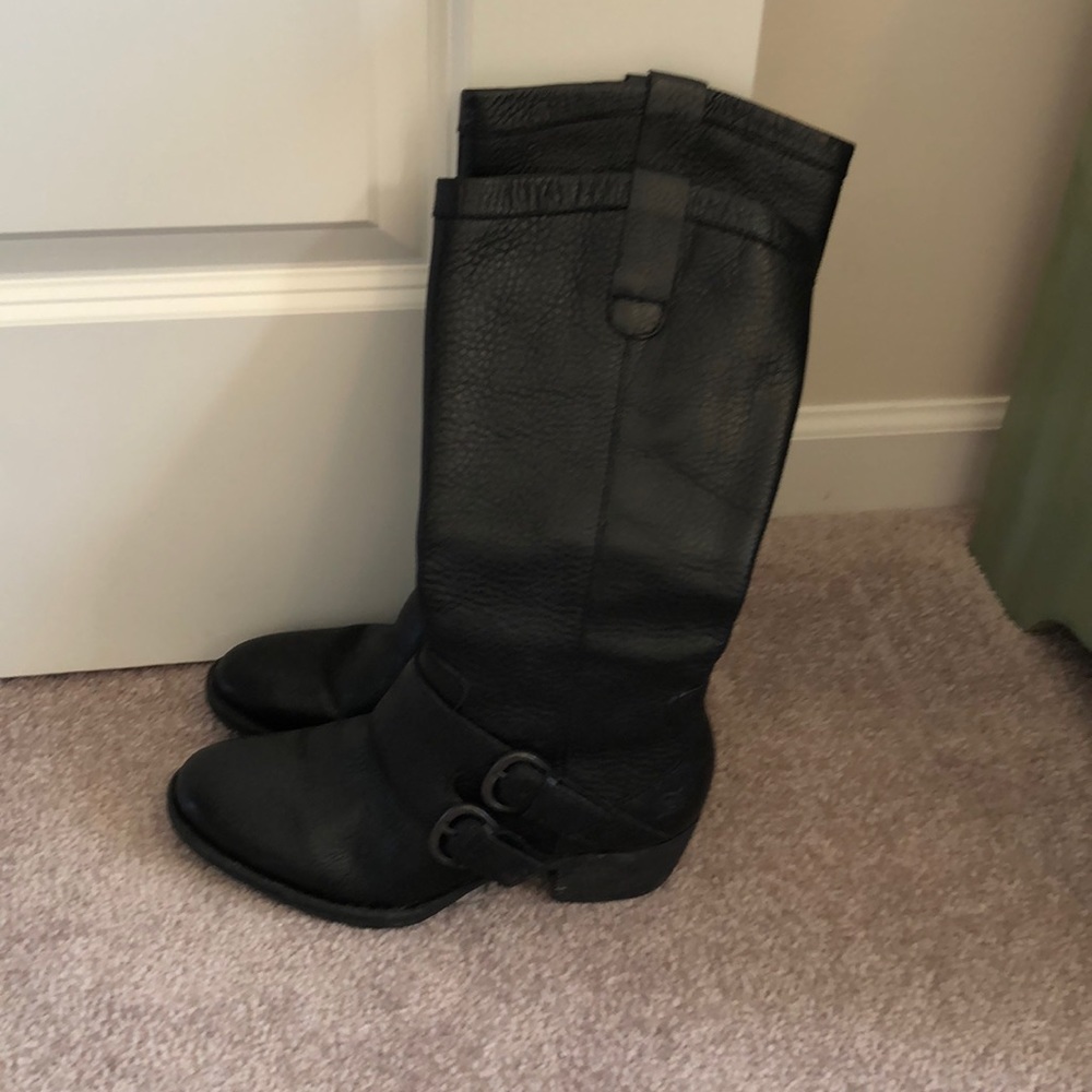 Born Boots